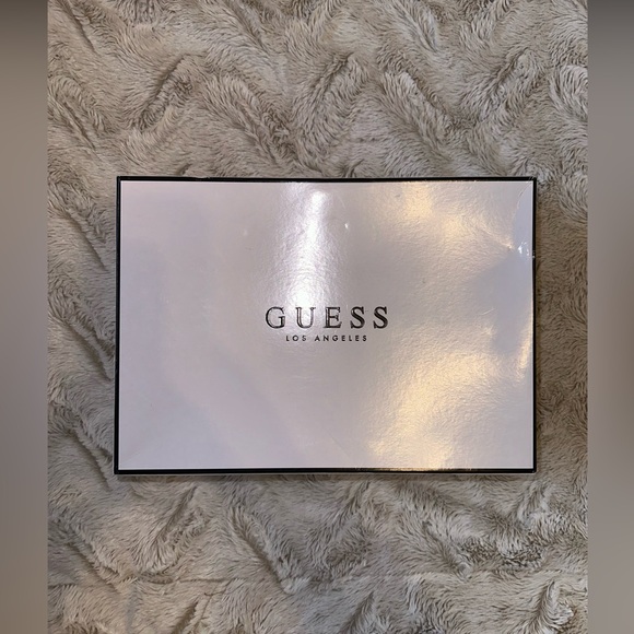 Guess Wedge Heel - Picture 2 of 6